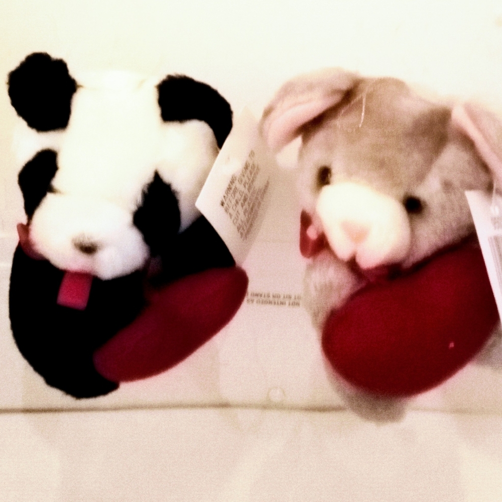 Plush Animals Holding Hearts Size 5" tall NWT